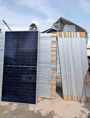 615w Jinko Solar Panel