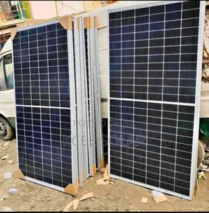 600w Jinko Solar Panel