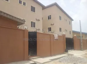 Furnished 3bdrm Block of Flats in Alagomeji for sale