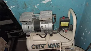 Air Compressor for Different Purposes/ Industrial Uses / Furniture Use
