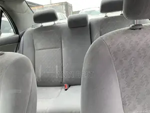 Toyota Corolla 2010 Silver