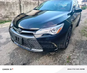 Toyota Camry 2016 Black