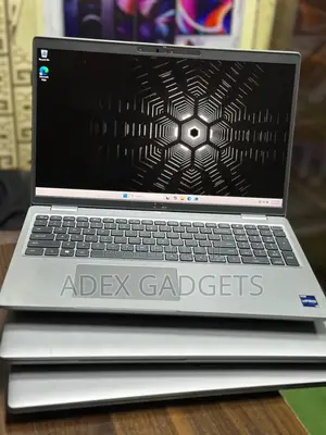 Laptop Dell Precision 15 3551 32GB Intel Core i9 SSD 512GB