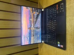 Laptop MSI Stealth GS77 16GB Intel Core i7 SSD 1T