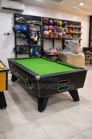 Black Switch Coin and Marble Snooker