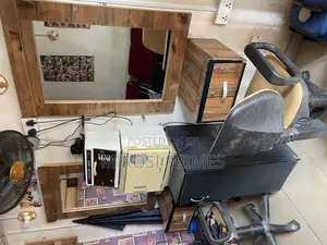 3 Seater Chair, 2mirrors, 2chairs, Towel Warmer, Sterilizer, Generator