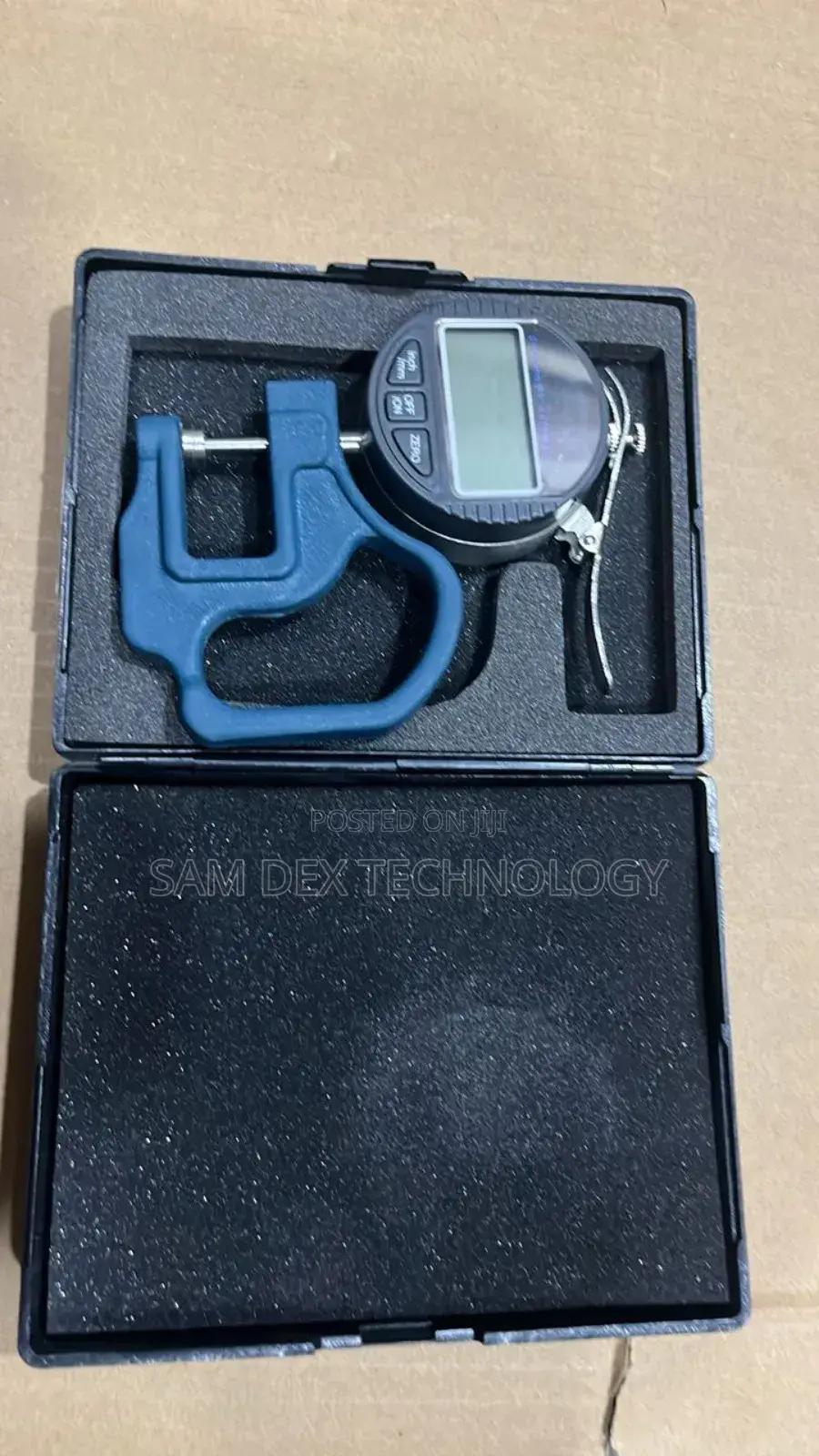 Digital Thickness Gauge