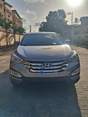 Hyundai Santa Fe Limited 4dr SUV (3.3L 6cyl 6A) 2015 Gray
