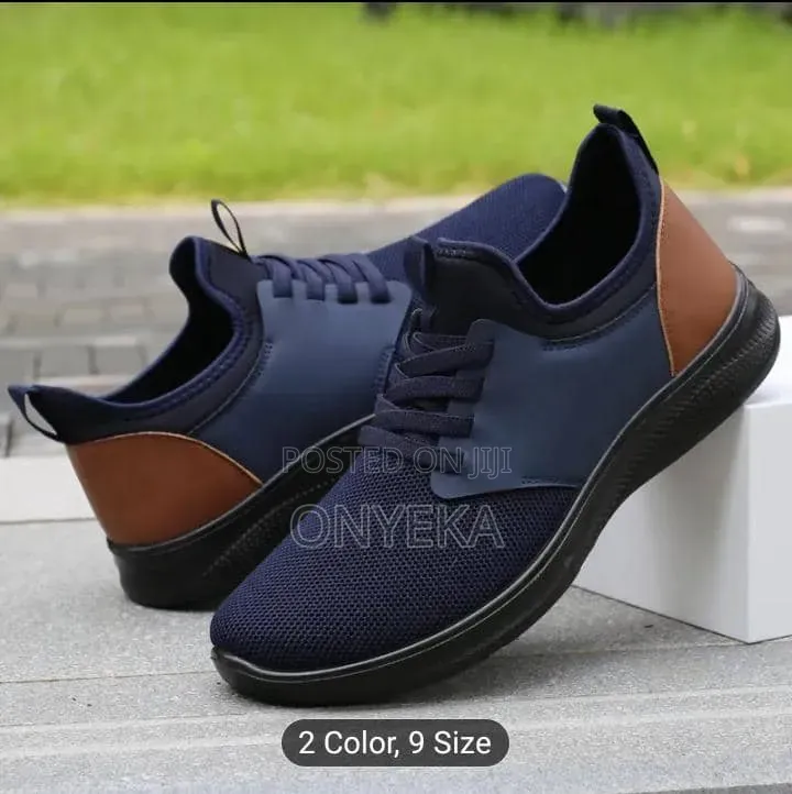 Sneakers/Canvas