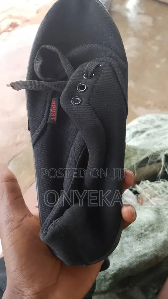 Sneakers/Canvas