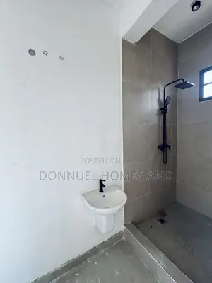 3bdrm Apartment in Ikate for rent