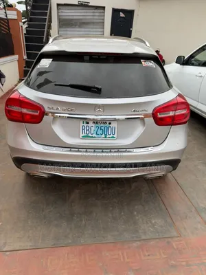 Mercedes-Benz Gla250 Panoramic Roof