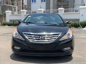 Hyundai Sonata Limited Sedan FWD (2.4L 4cyl 6A) 2012 Black