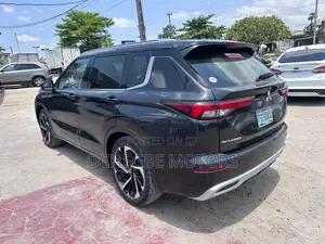 Mitsubishi Outlander SEL Black Edition 2023 Black