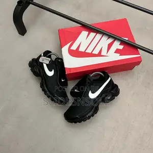 Nike Air Max Plus Tiempo