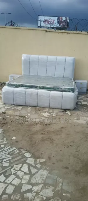 New York Latest Executive Bed Frame