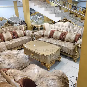 Luxury Royal Classic Sofa Set With Center Table