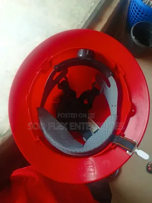Durable or Industrial Round Quality Safety Helmets