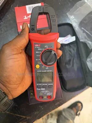 Ut-204+ Ac/Dc 600a Clamp Meter