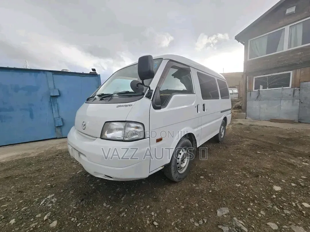 Mazda Bongo 2015 White