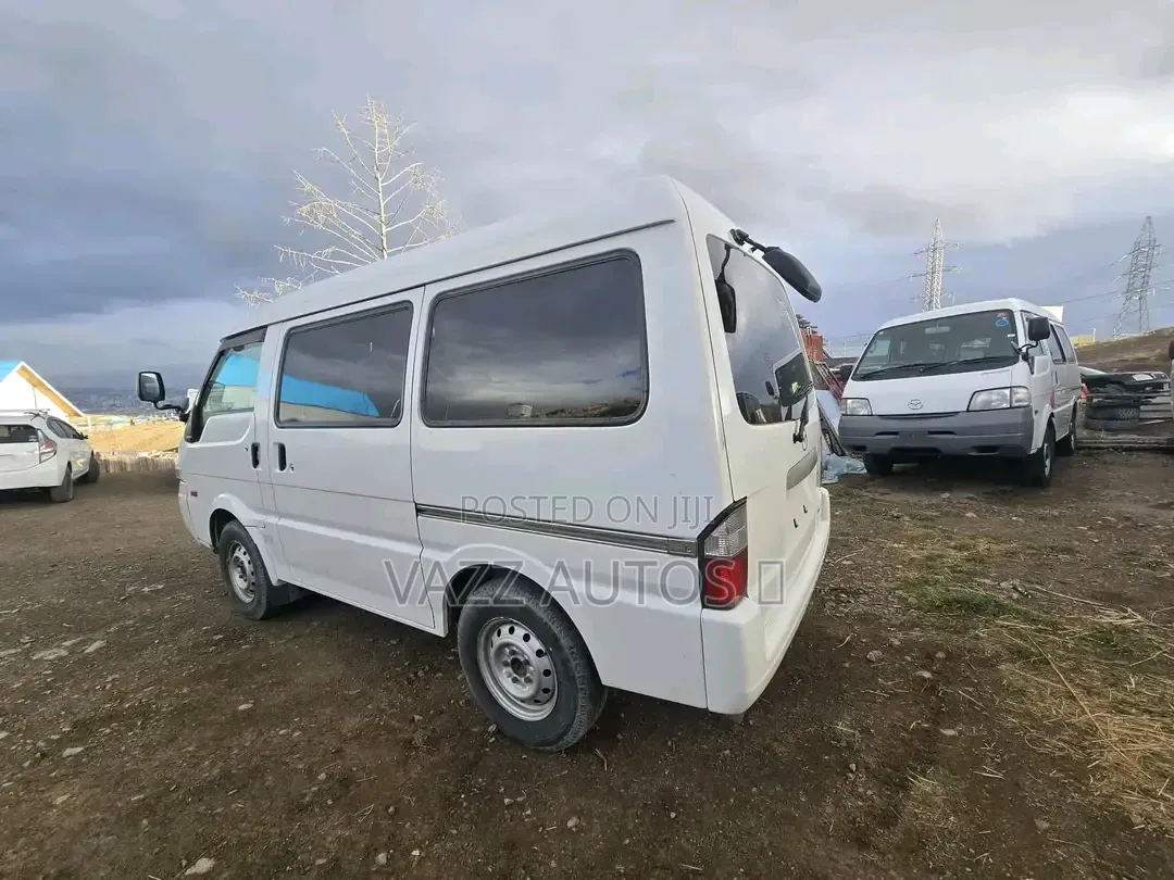 Mazda Bongo 2015 White