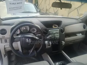 Honda Pilot 2011 Silver
