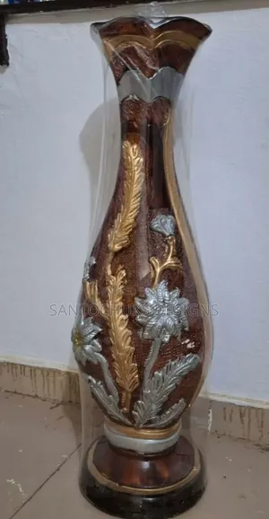 Standing Flower Vase