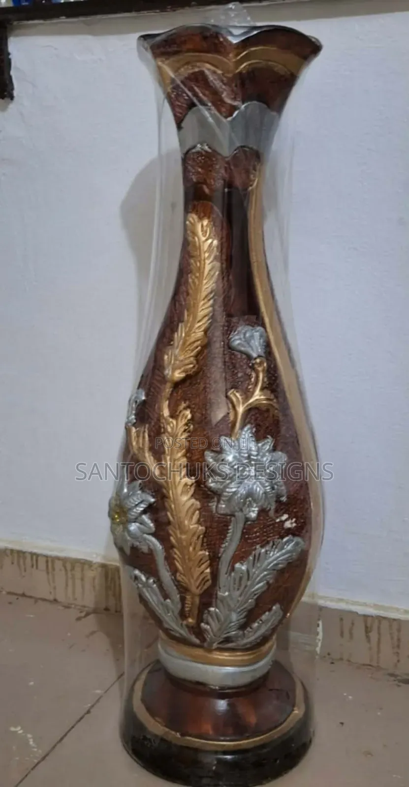 Standing Flower Vase