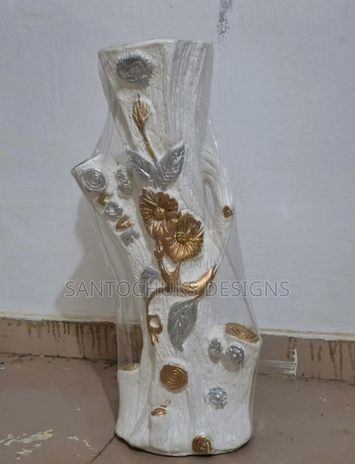 Standing Flower Vase