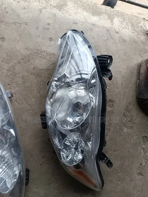 L/H Headlamp Toyota Corolla 2010-2012