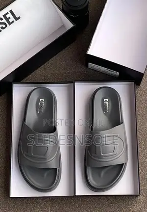 Diesel Icon Grip Slides