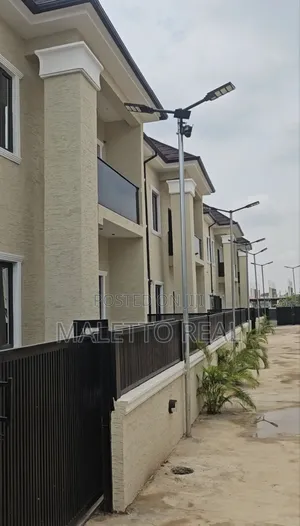 Furnished 5bdrm Duplex in 7 Families, Gaduwa for sale