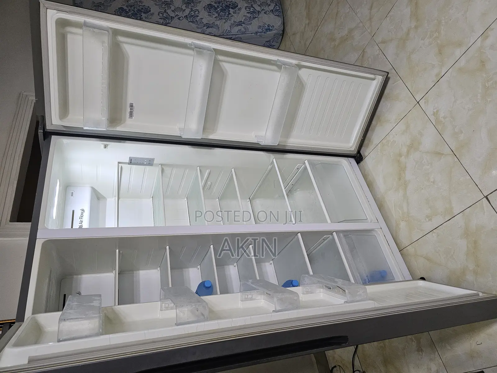 512litres Hisense Refrigerator