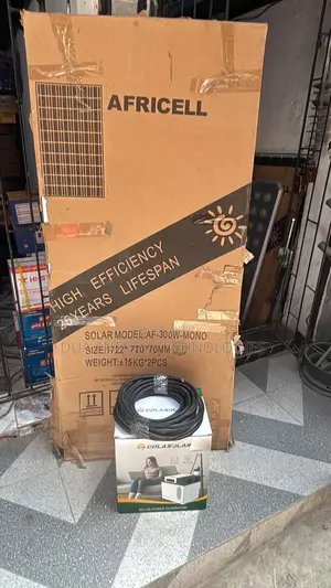 Colar 2000 X 300w Solar Panel (2) X Solar Wire