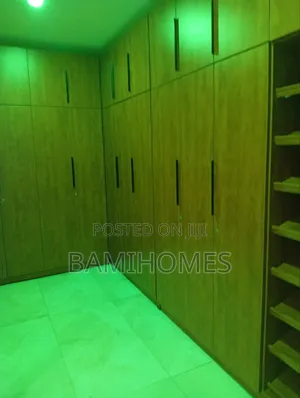 Expert Wardrobe Closet Construction And Repairs
