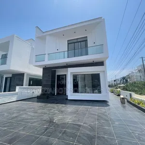 5bdrm Duplex in Ikota for sale