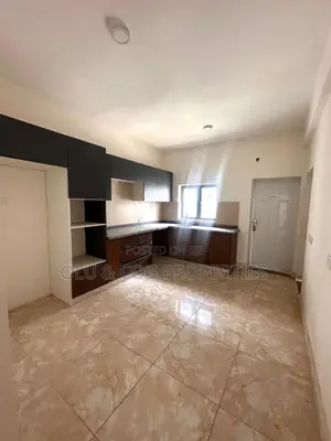 3bdrm Block of Flats in Jahi Gilmore for rent