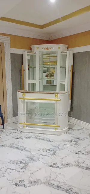 Adjustable Wine Bar