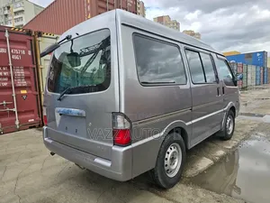 Mazda Bongo 2010 Silver