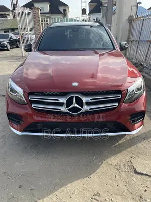 Mercedes-Benz GLC-Class 2018 Red