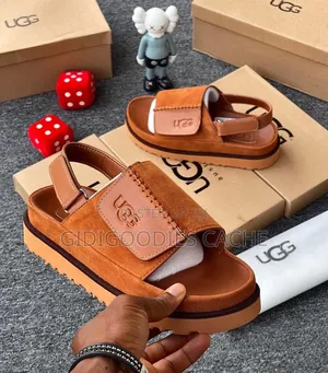 Ugg Open-Toe Sandals Size 40-46