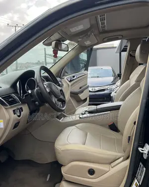 Mercedes-Benz M Class ML350 4MATIC 4dr SUV AWD (3.5L 6cyl 7A) 2014