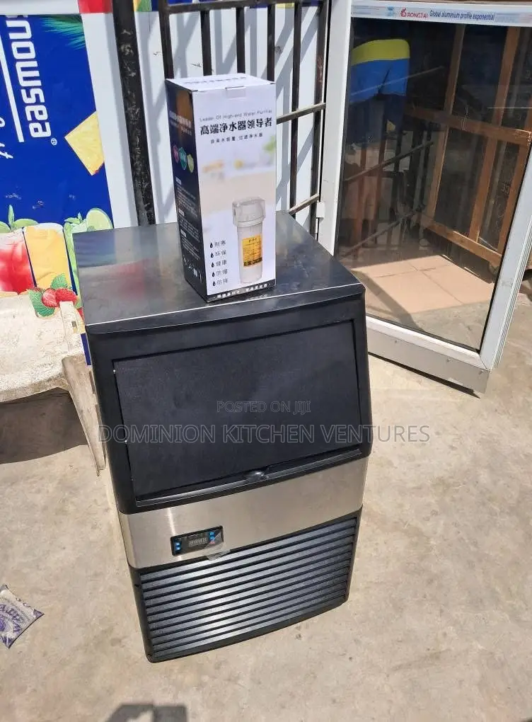 Ice Cube Maker