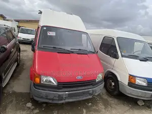 Ford Transit 2002 Red