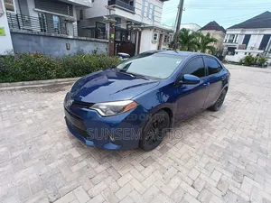 Toyota Corolla LE 4dr Sedan (1.8L 4cyl CVT) 2015 Blue