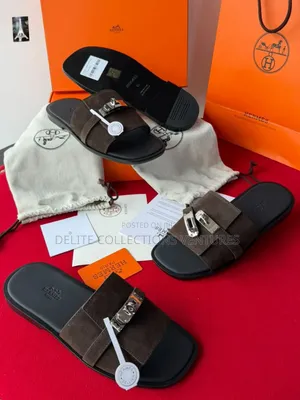 Original Hermes Gabriel Sandal. 
Color: Beige / Naturel Clair