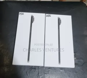New Apple iPhone 17 256 GB