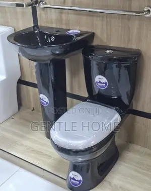 Black Water Closet (Wc)