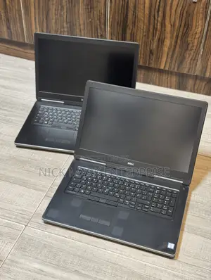 Laptop Dell Precision 7720 16GB Intel Xeon SSD 512GB