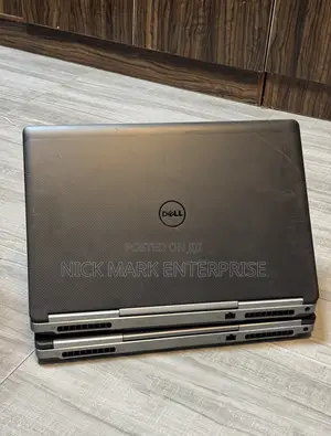 Laptop Dell Precision 7720 16GB Intel Xeon SSD 512GB